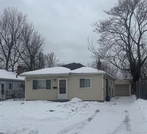 6475 N Highland Street Dearborn Heights City MI 48127