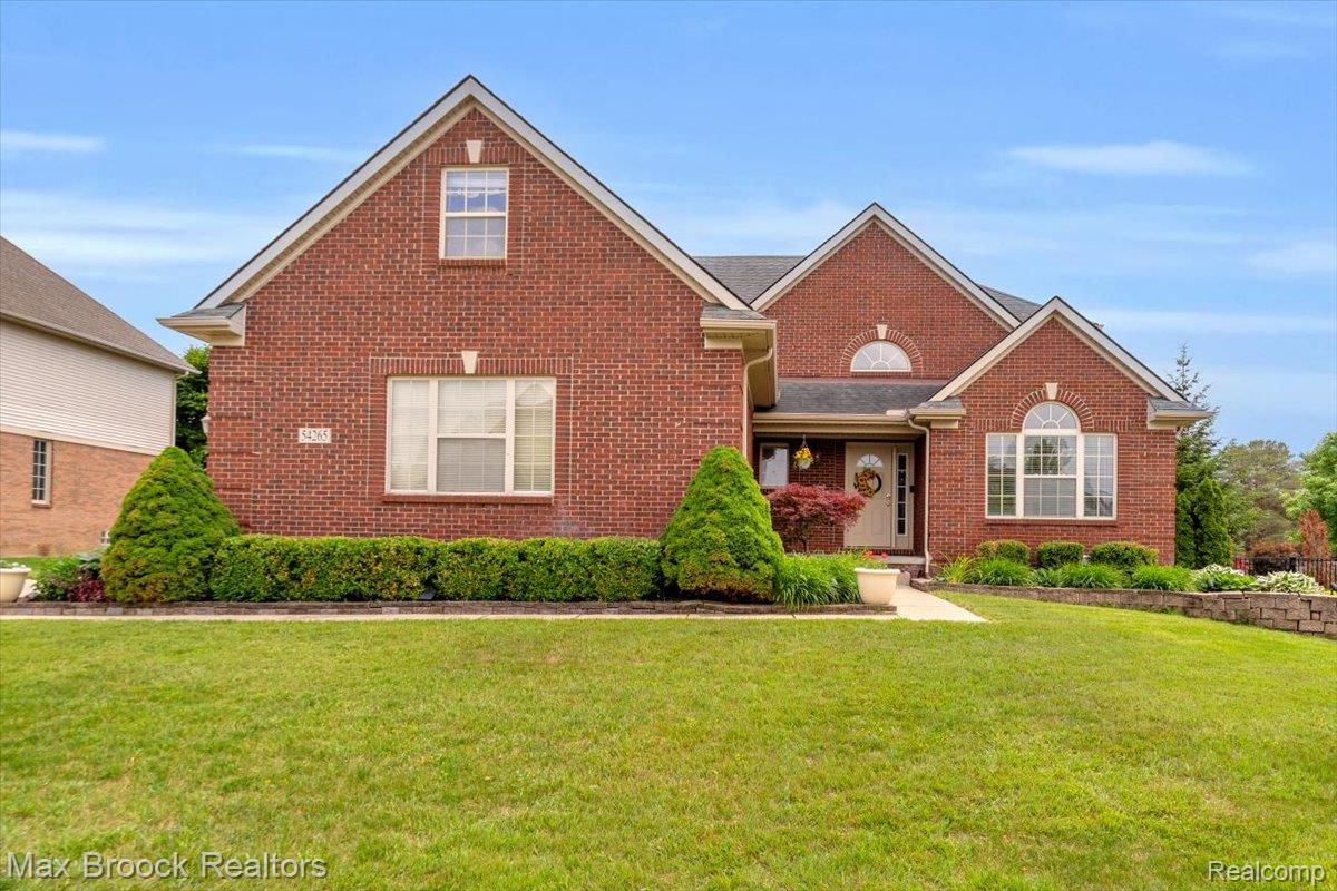 54265 Birchwood Drive