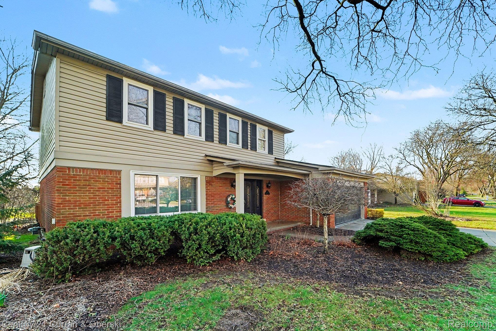 3836 Meadowbrook Drive