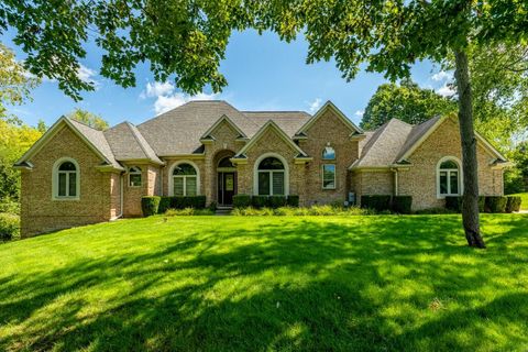 2417 Woodvale Trail Brighton Township MI 48114