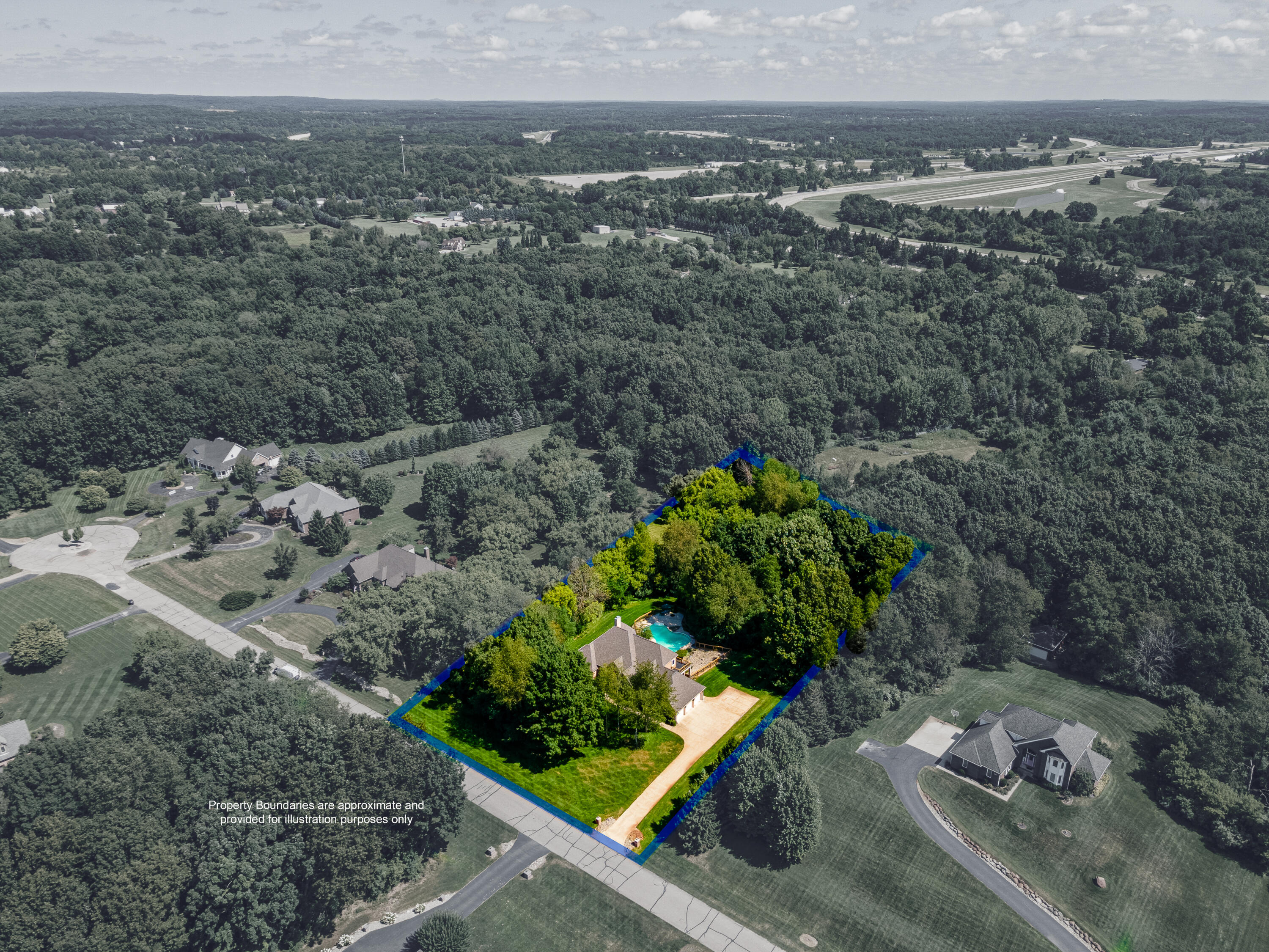 2417 Woodvale Trail