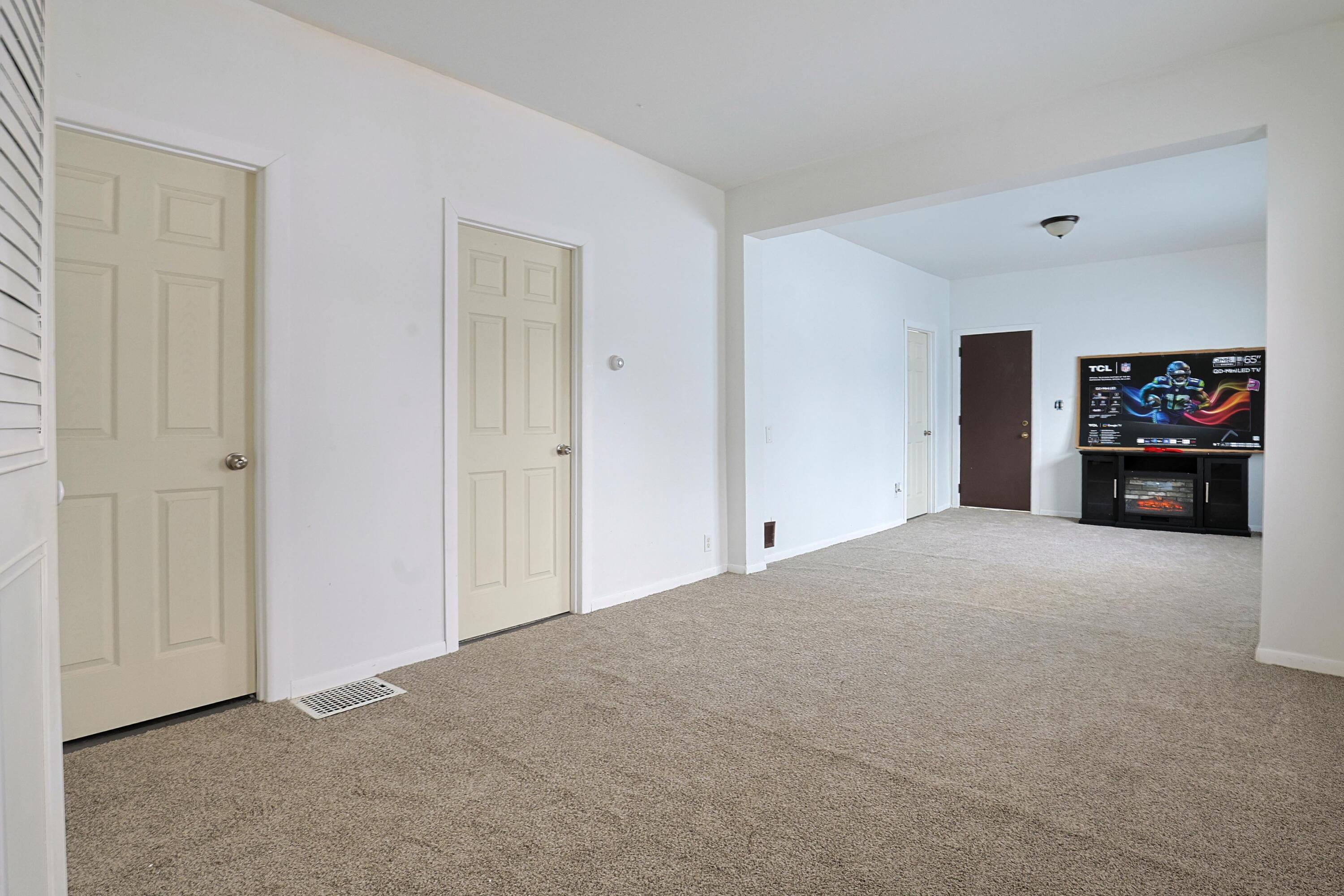 909 N Granger Street