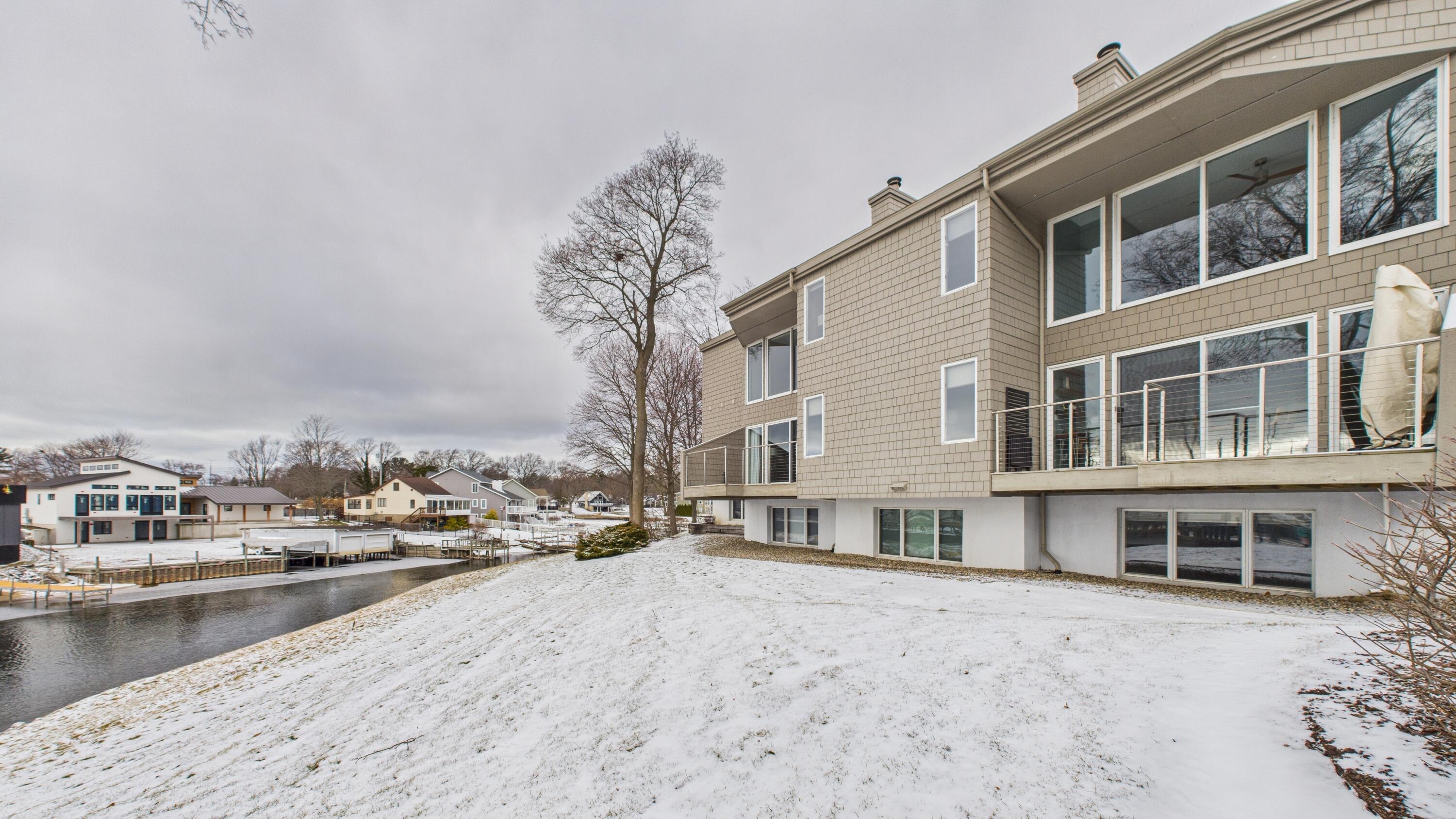 408 Ruddiman Drive 3