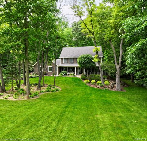 9711 Birch Run Brighton City MI 48114