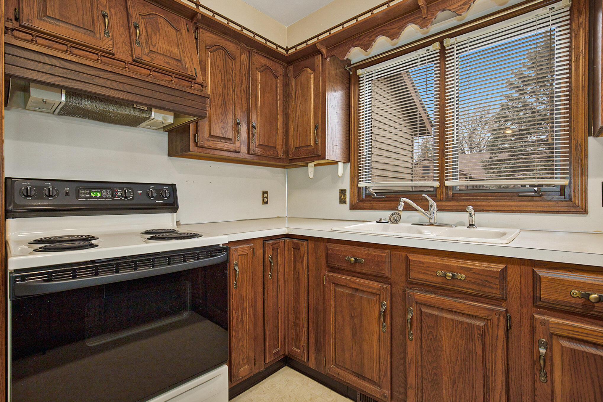 3331 Calvin Court SW