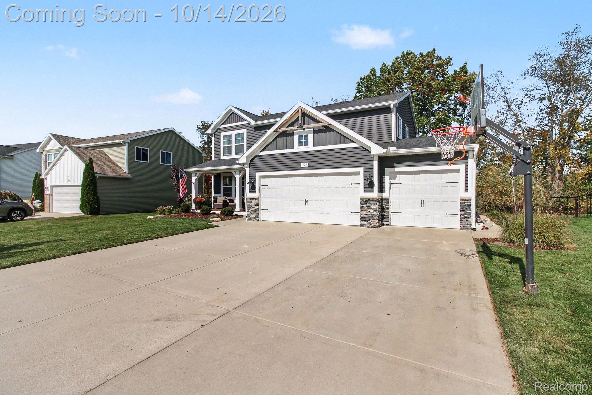 1272 Weatherstone Lane