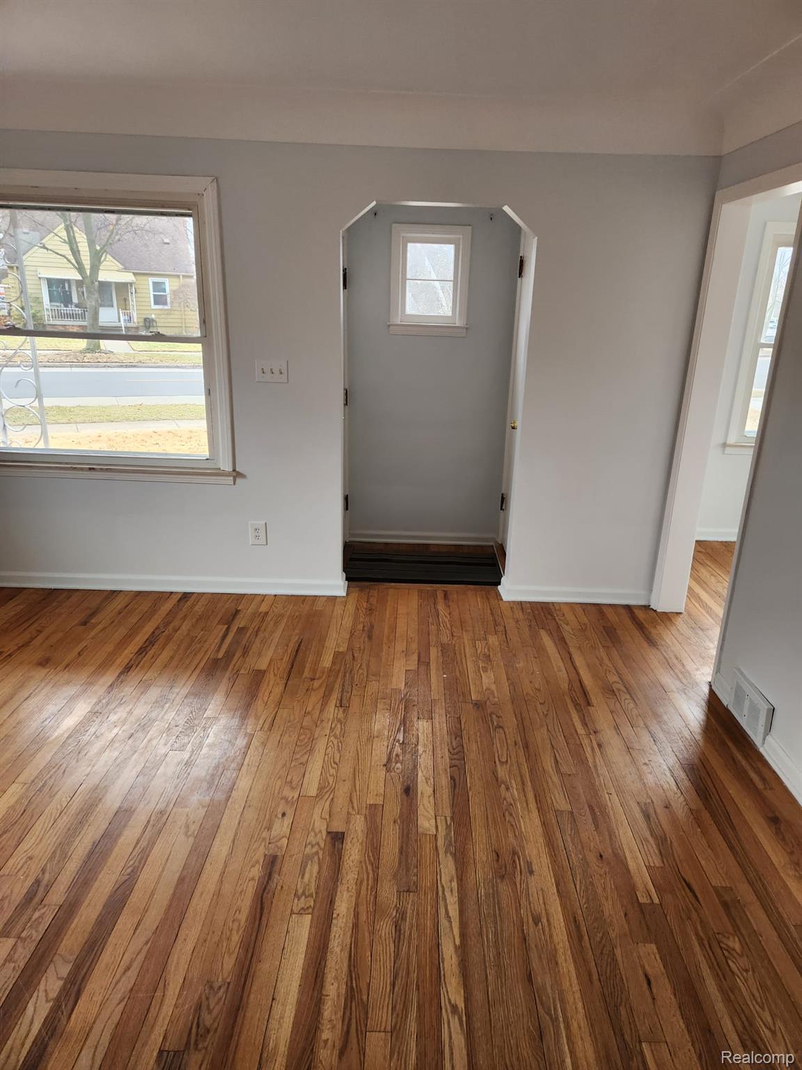 22732 Madison Street