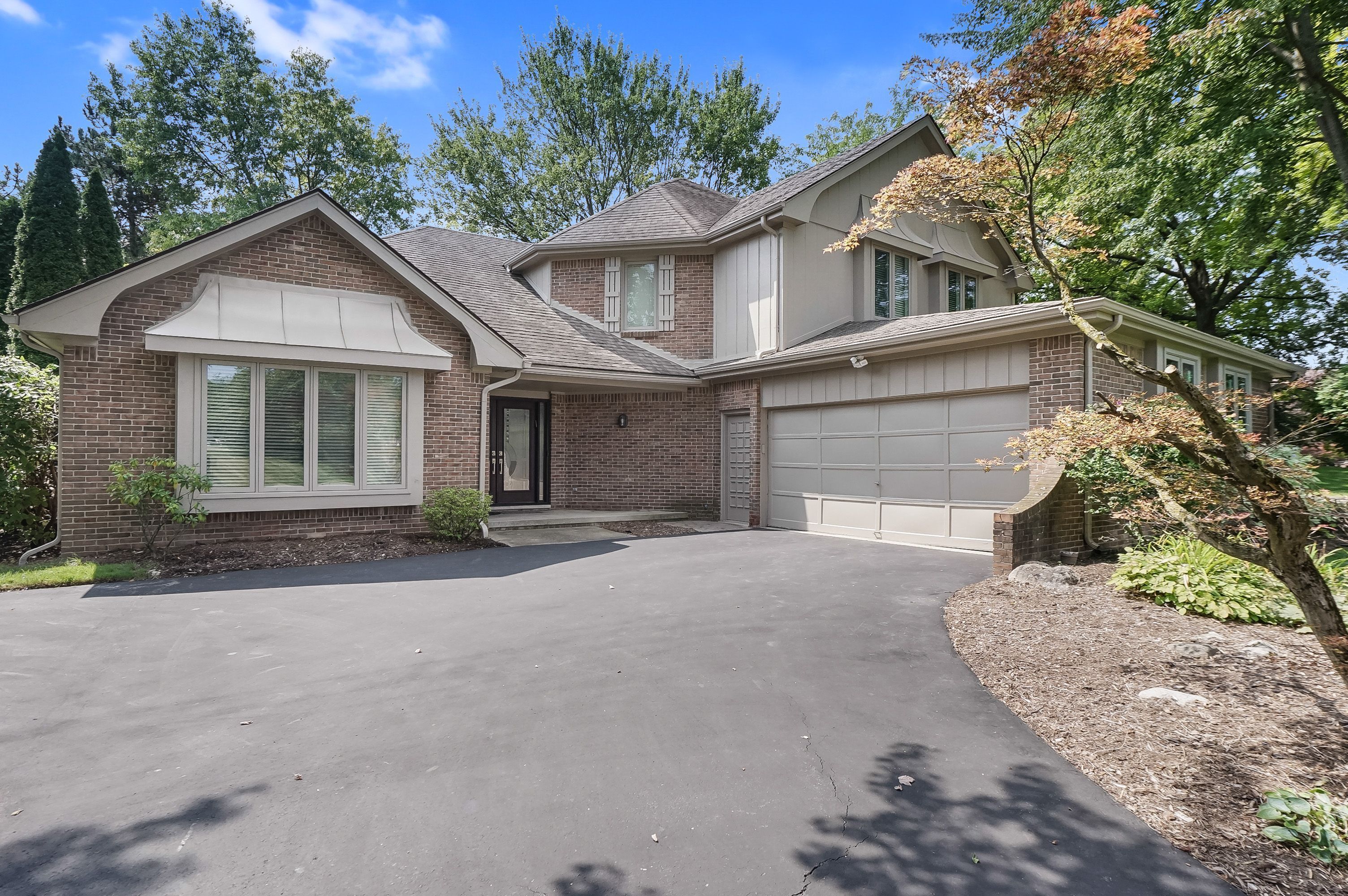 4358 YALE CT