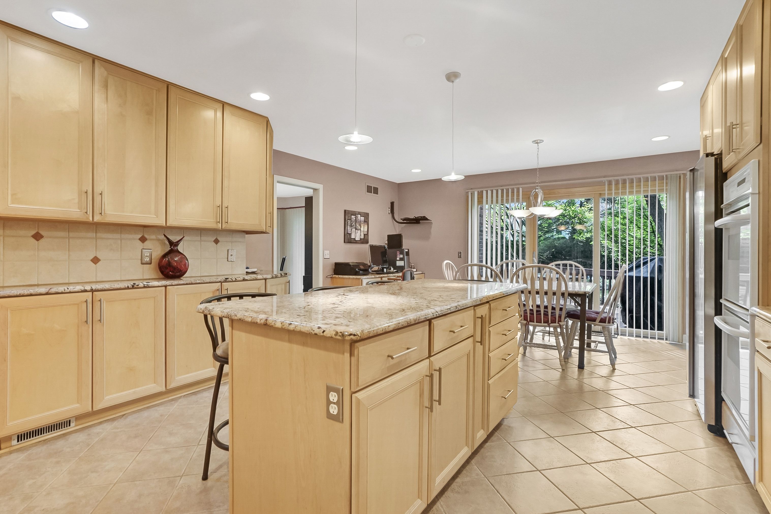 4358 YALE CT