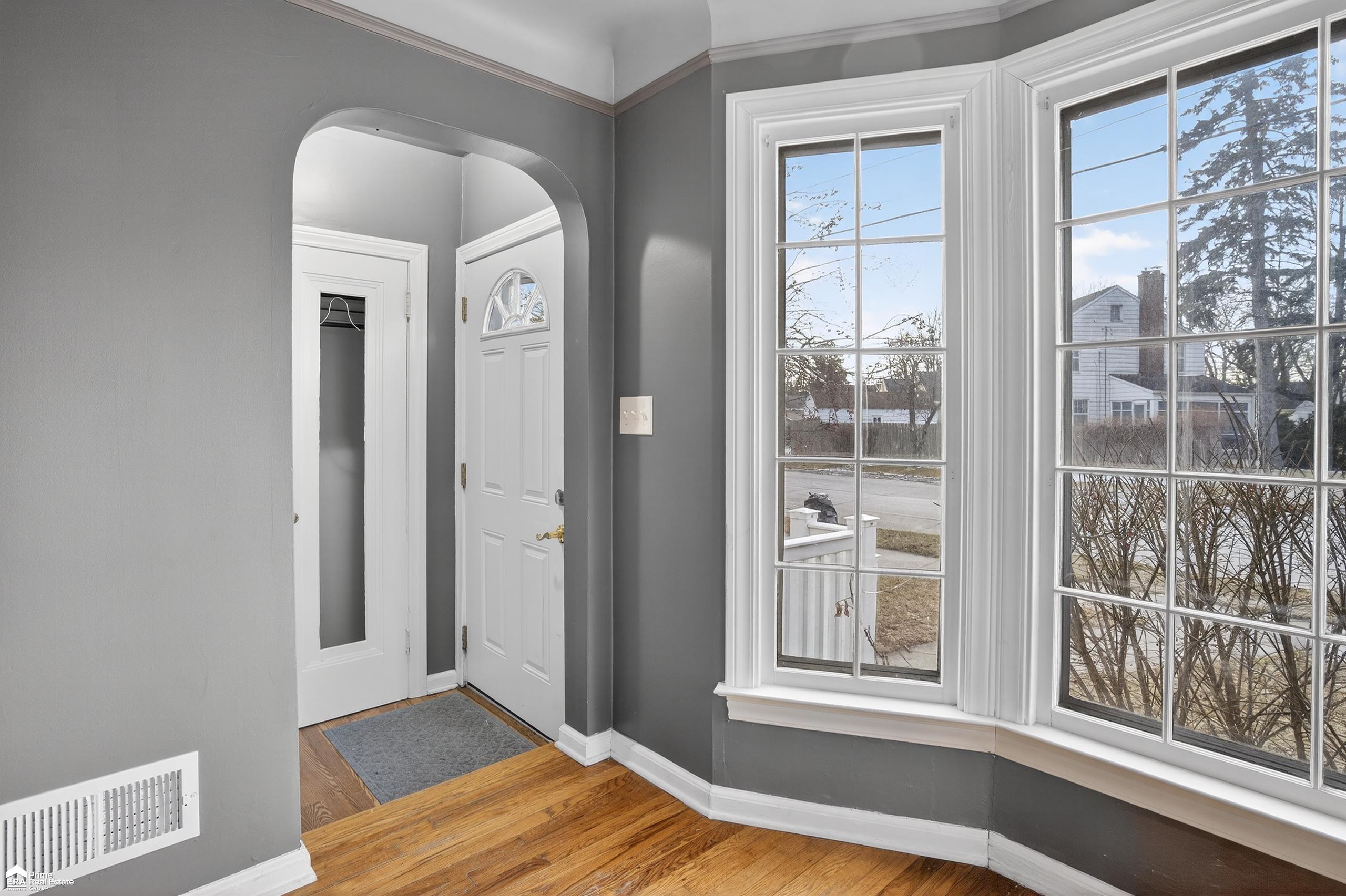 3320 W Genesee Avenue