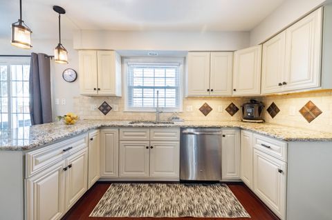 A home in GrosseIleTownship_Wayne