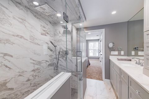 A home in GrosseIleTownship_Wayne