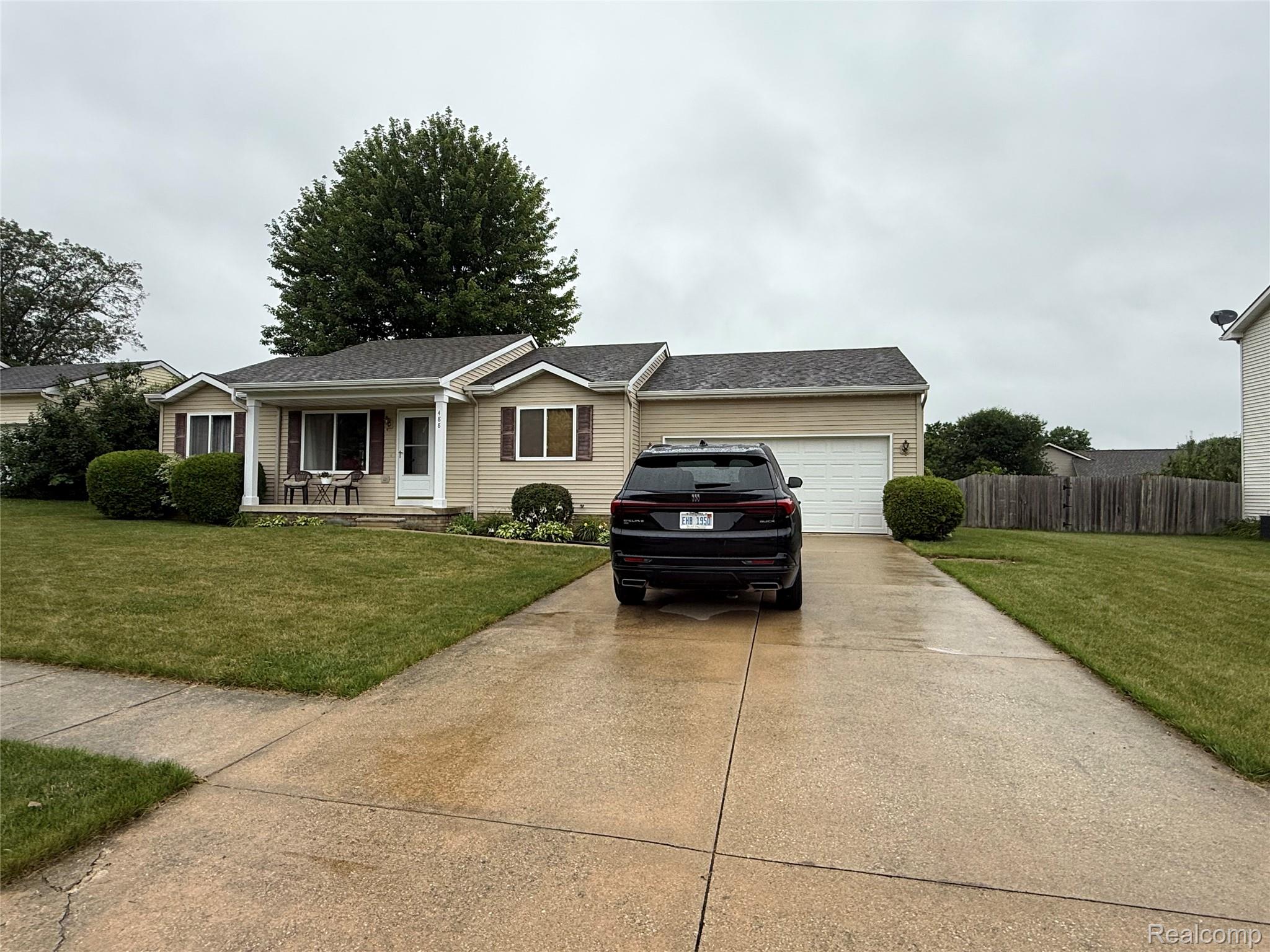 488 Windy Bluff