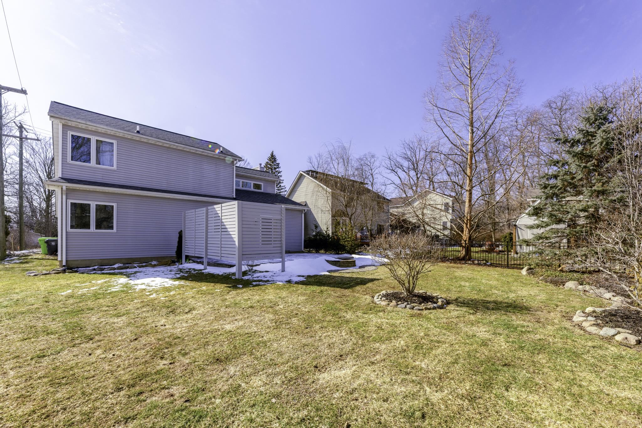 182 W Washington Street