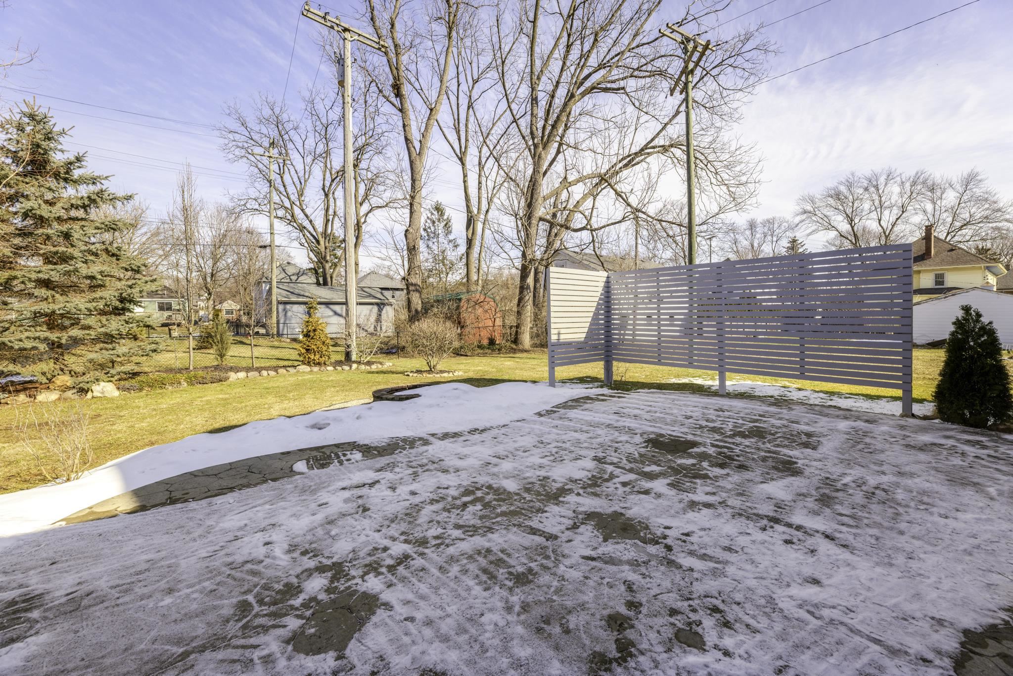 182 W Washington Street