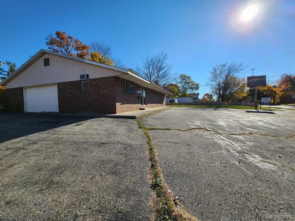 1405 E Cesar E. Chavez Avenue