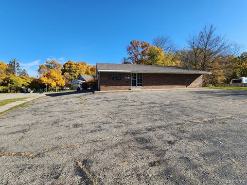 1405 E Cesar E. Chavez Avenue Lansing City MI 48906