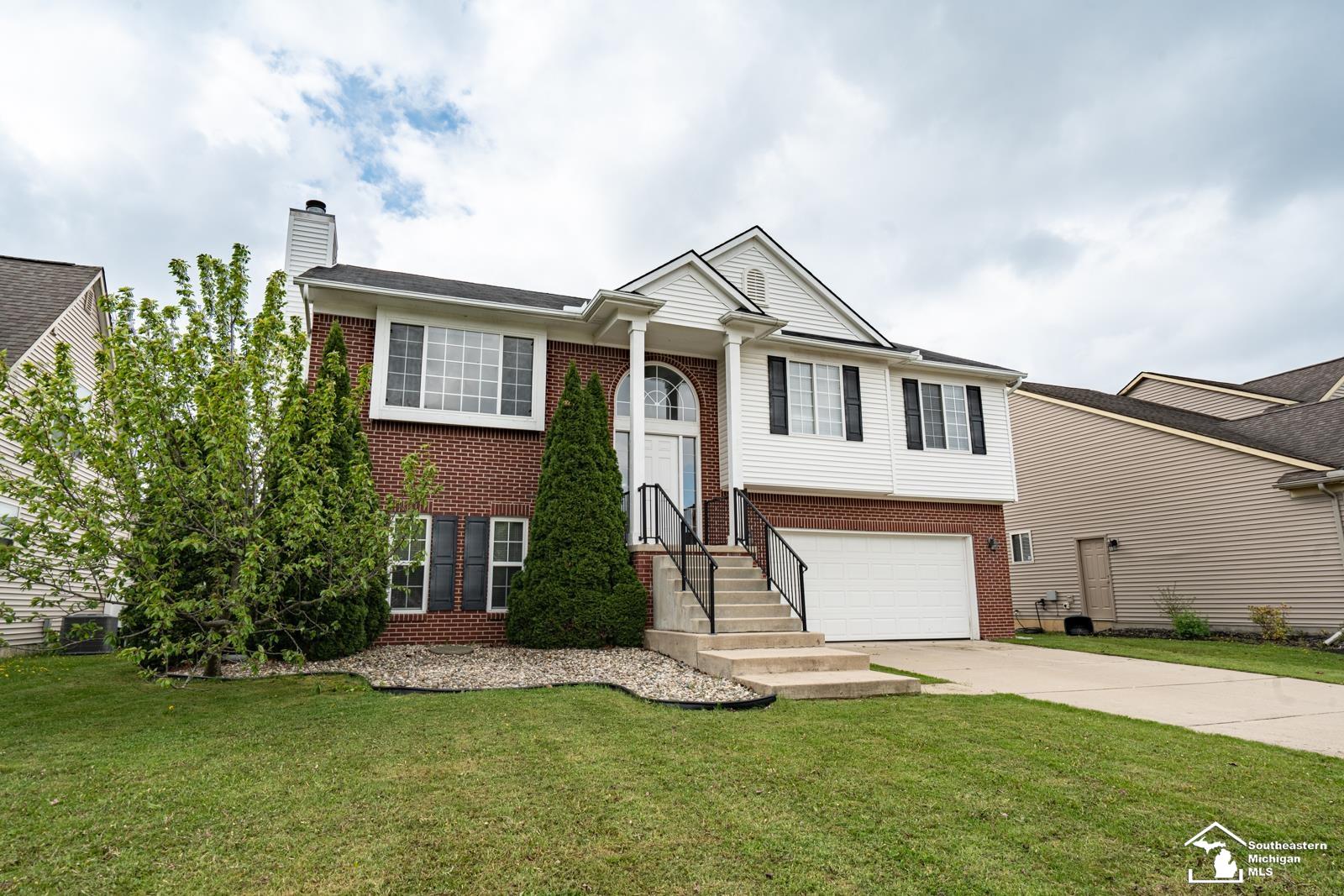 728 Falcon Drive