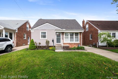 Photo of 9903 Ruth Avenue, Allen Park City, MI 48101 (MLS # 20261032528)