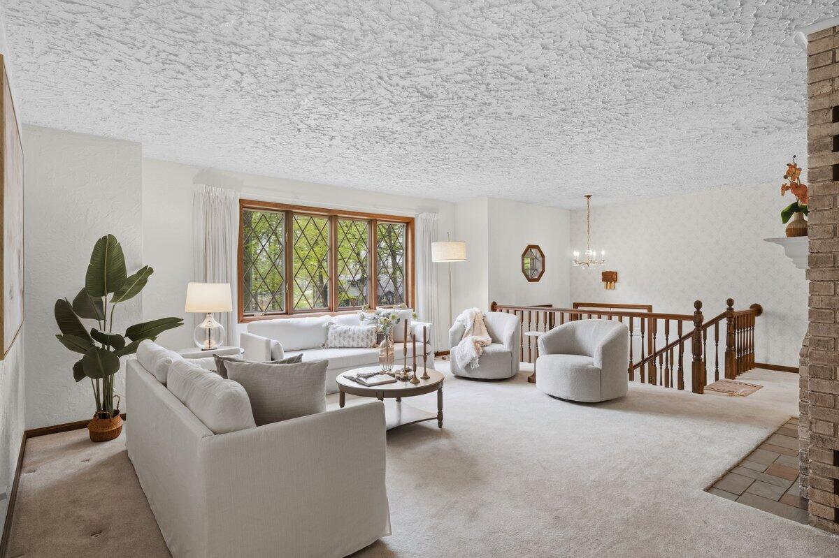 2552 Ridgewood Trail