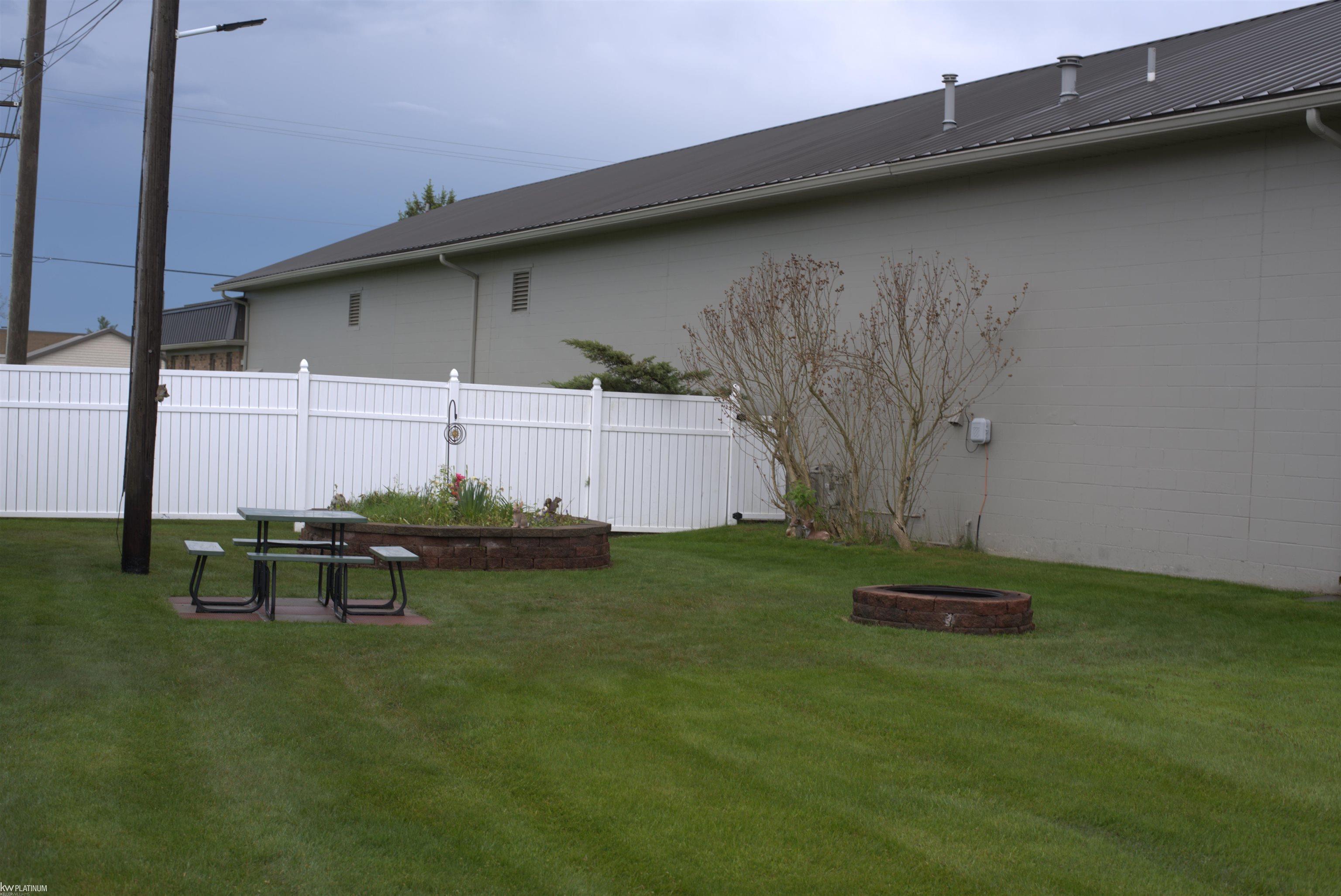 4761 Lapeer Road