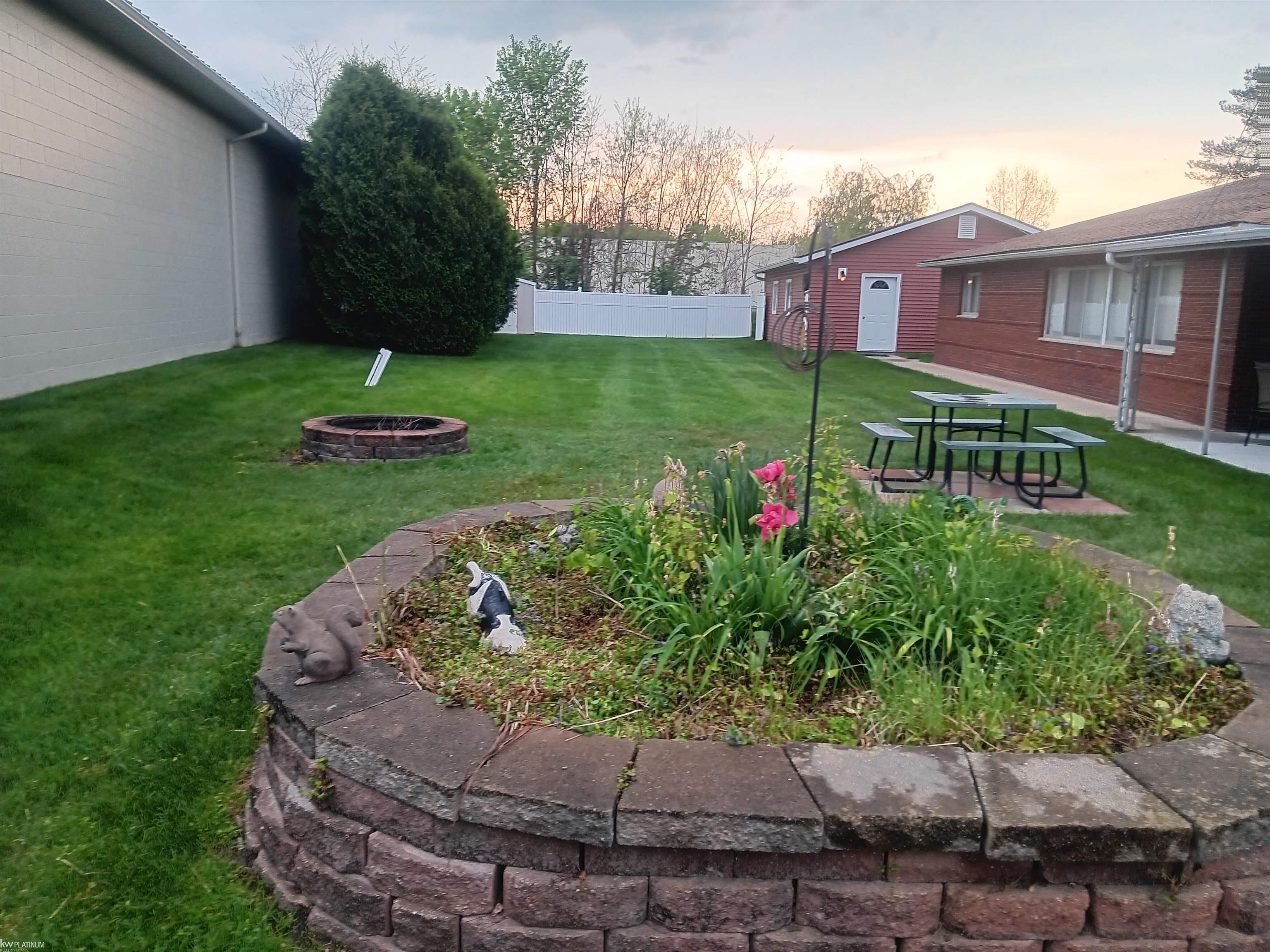 4761 Lapeer Road