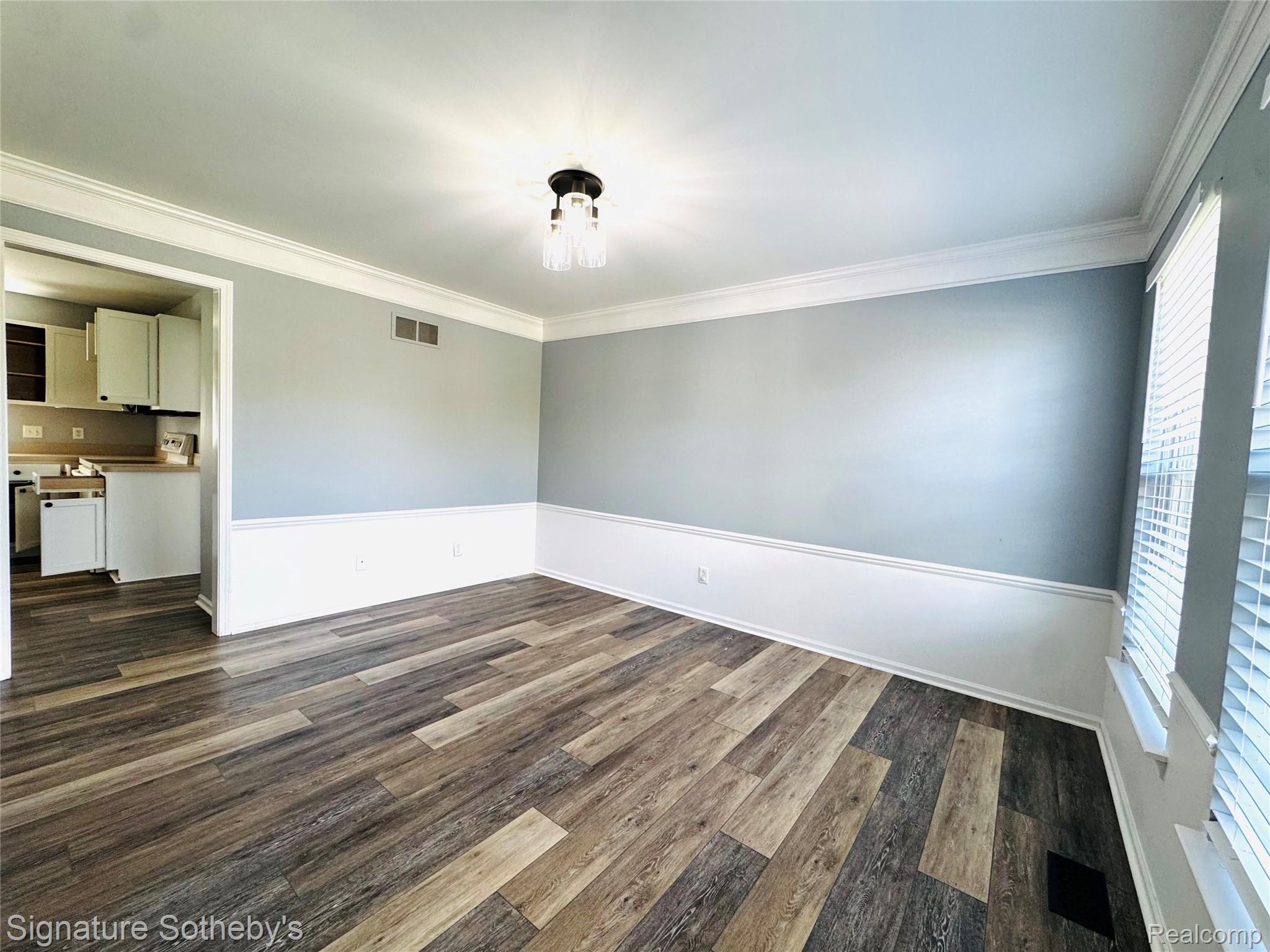 48867 Greenwich Circle