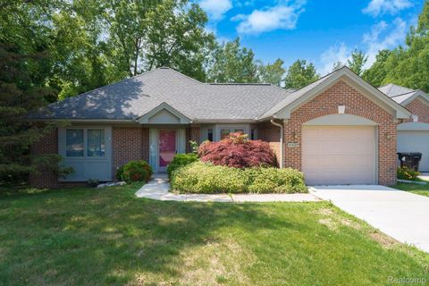 21433 Archwood Circle Farmington Hills City MI 48336