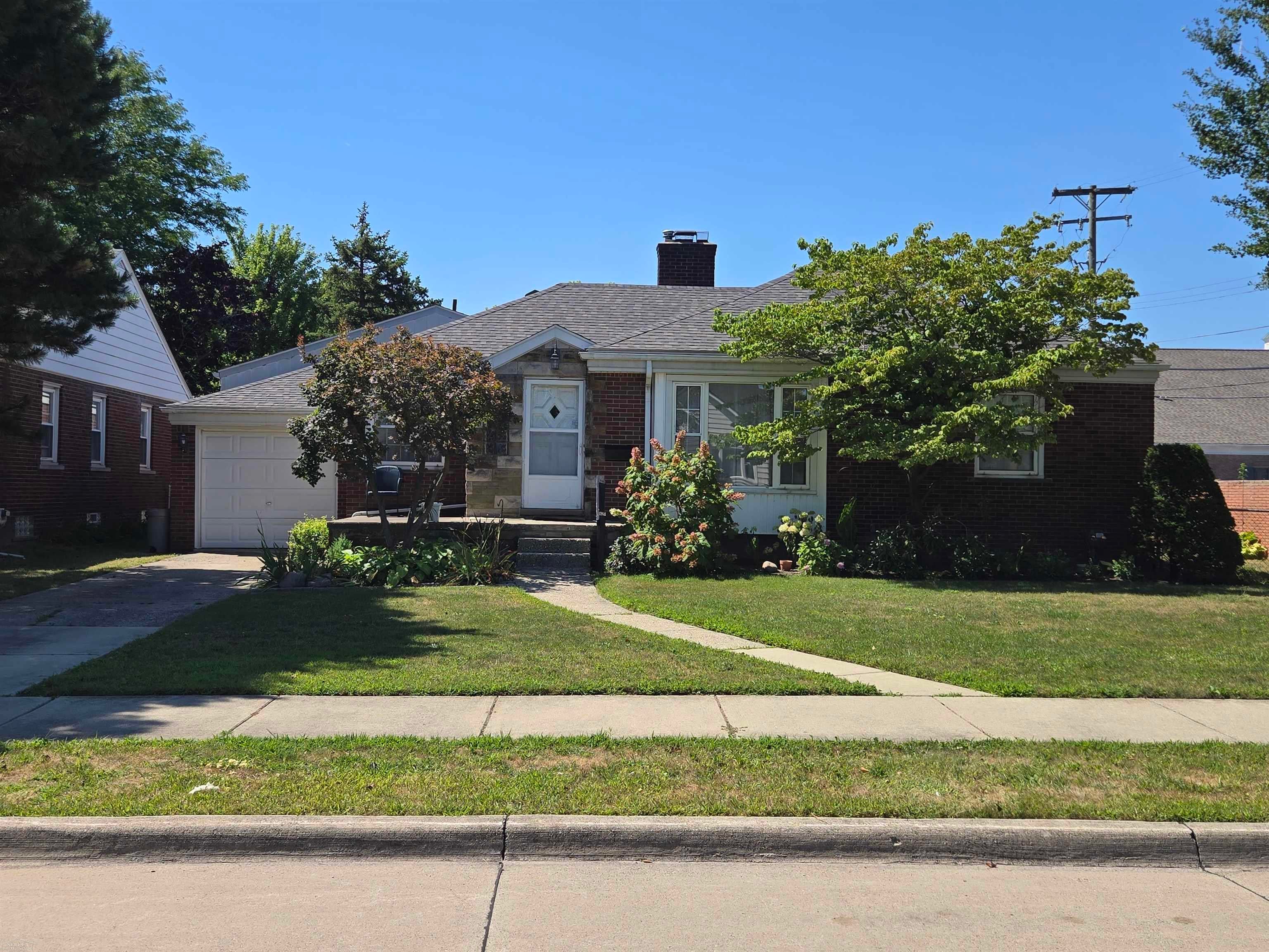 22300 Edmunton Street