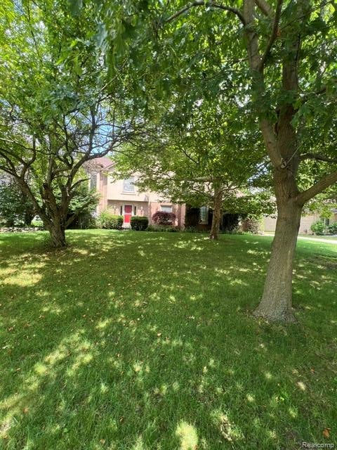 37892 Stableview Drive