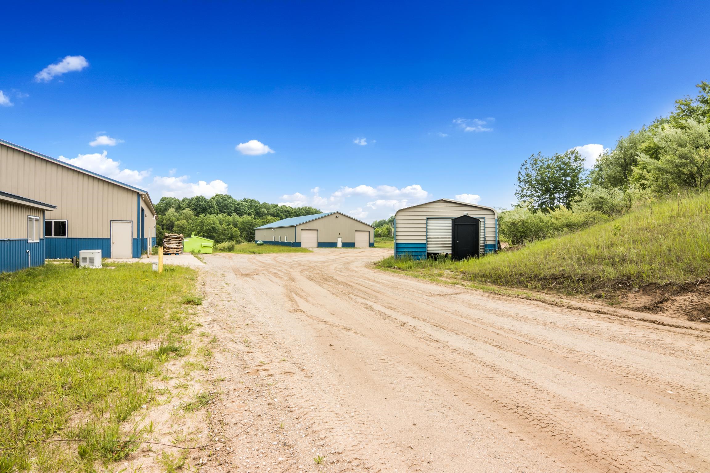 8160 Cadillac Highway