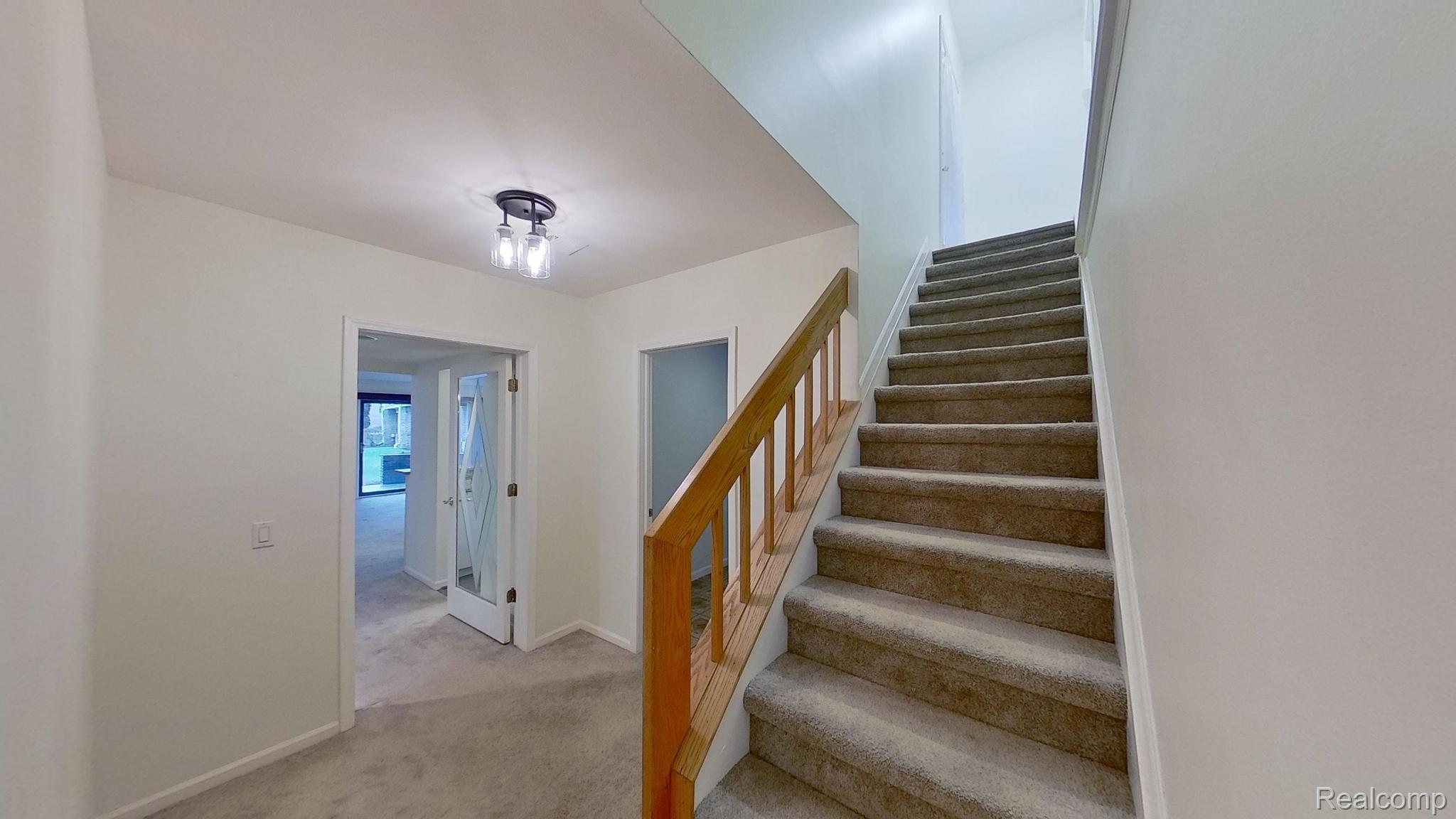 21096 Boulder Circle