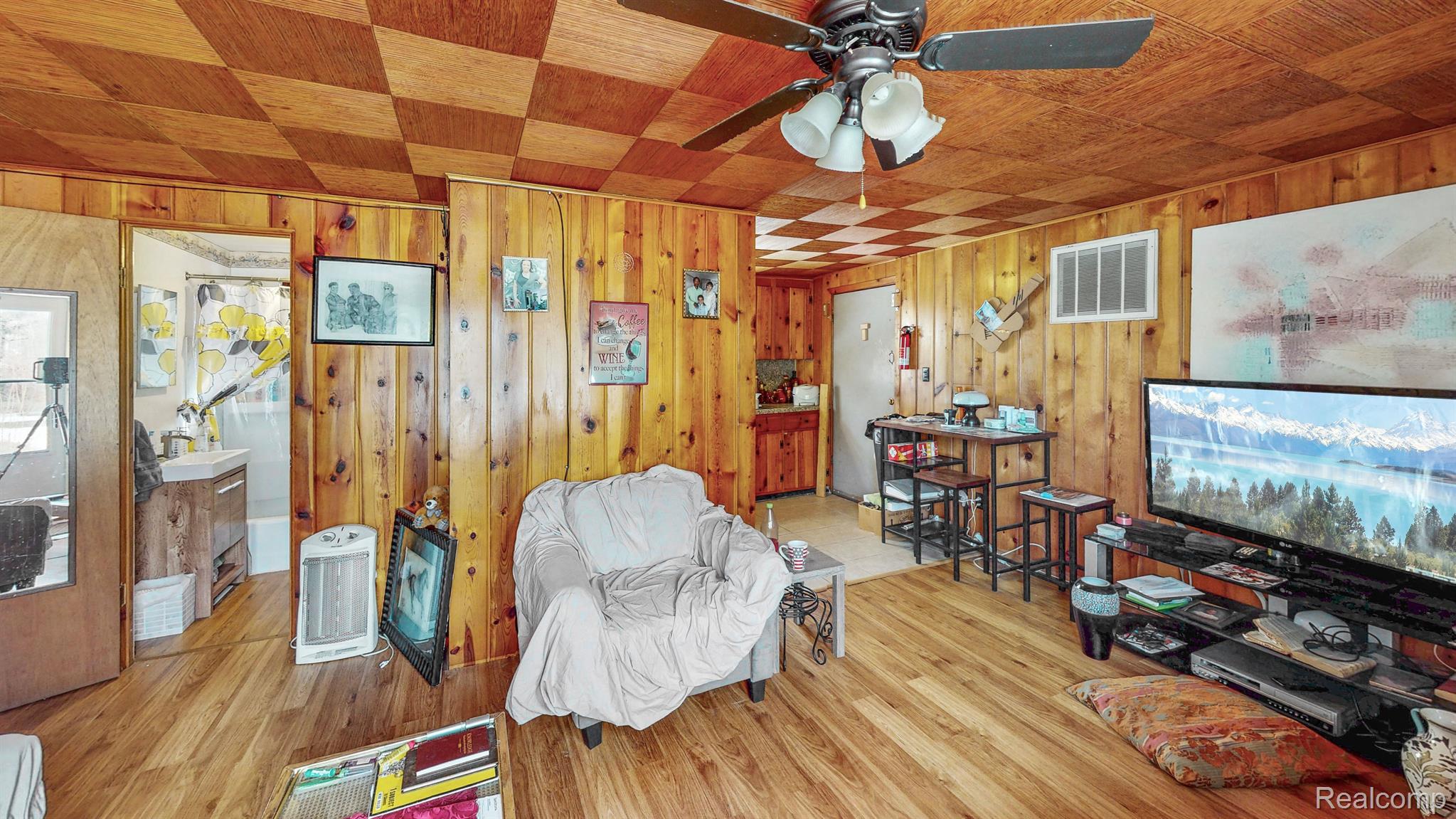 YatesTownship_Lake, Michigan 49642, United States, 2 Bedrooms Bedrooms, ,1 BathroomBathrooms,Residential,Active,87160