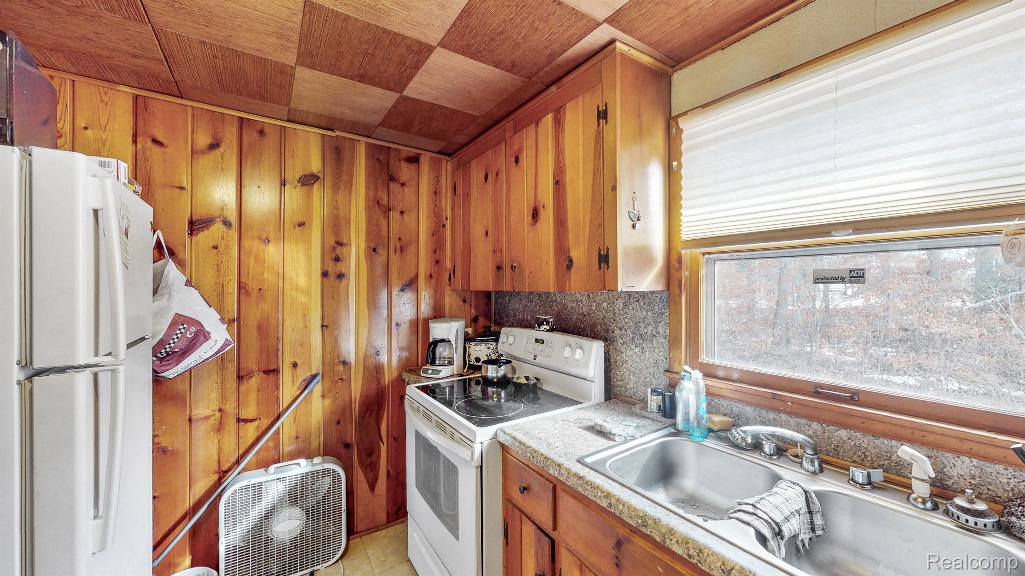 YatesTownship_Lake, Michigan 49642, United States, 2 Bedrooms Bedrooms, ,1 BathroomBathrooms,Residential,Active,87160