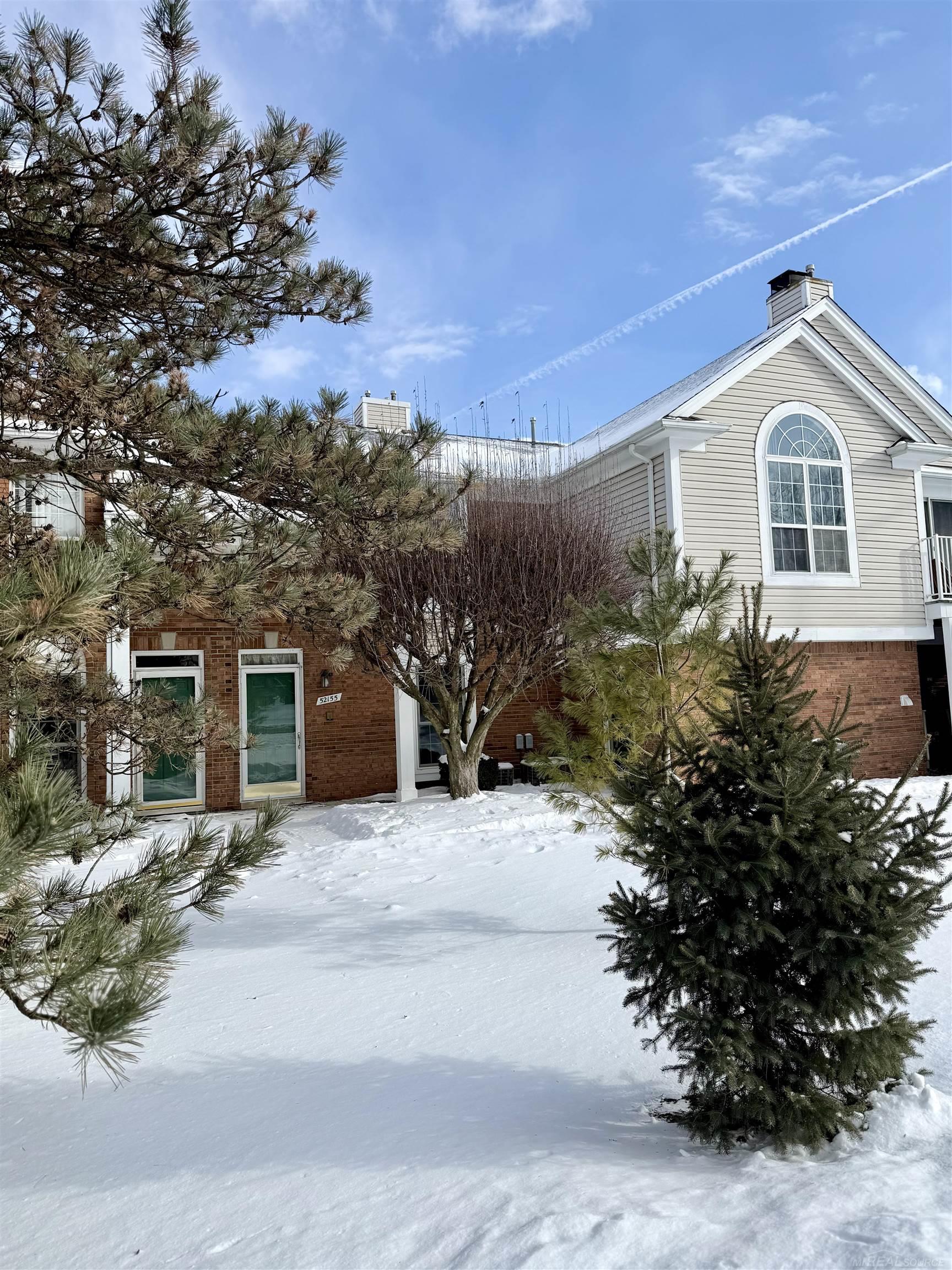 52163 Heatherstone Avenue