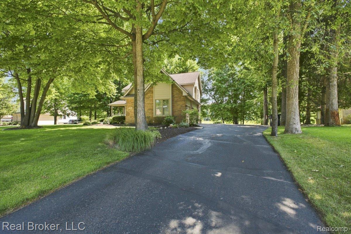 8184 Baypointe Drive
