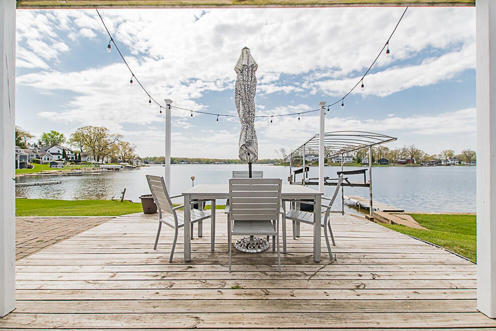 1210 N Eagle Lake Drive