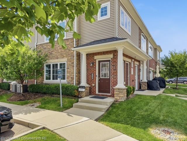 5530 Arbor Chase Drive 14
