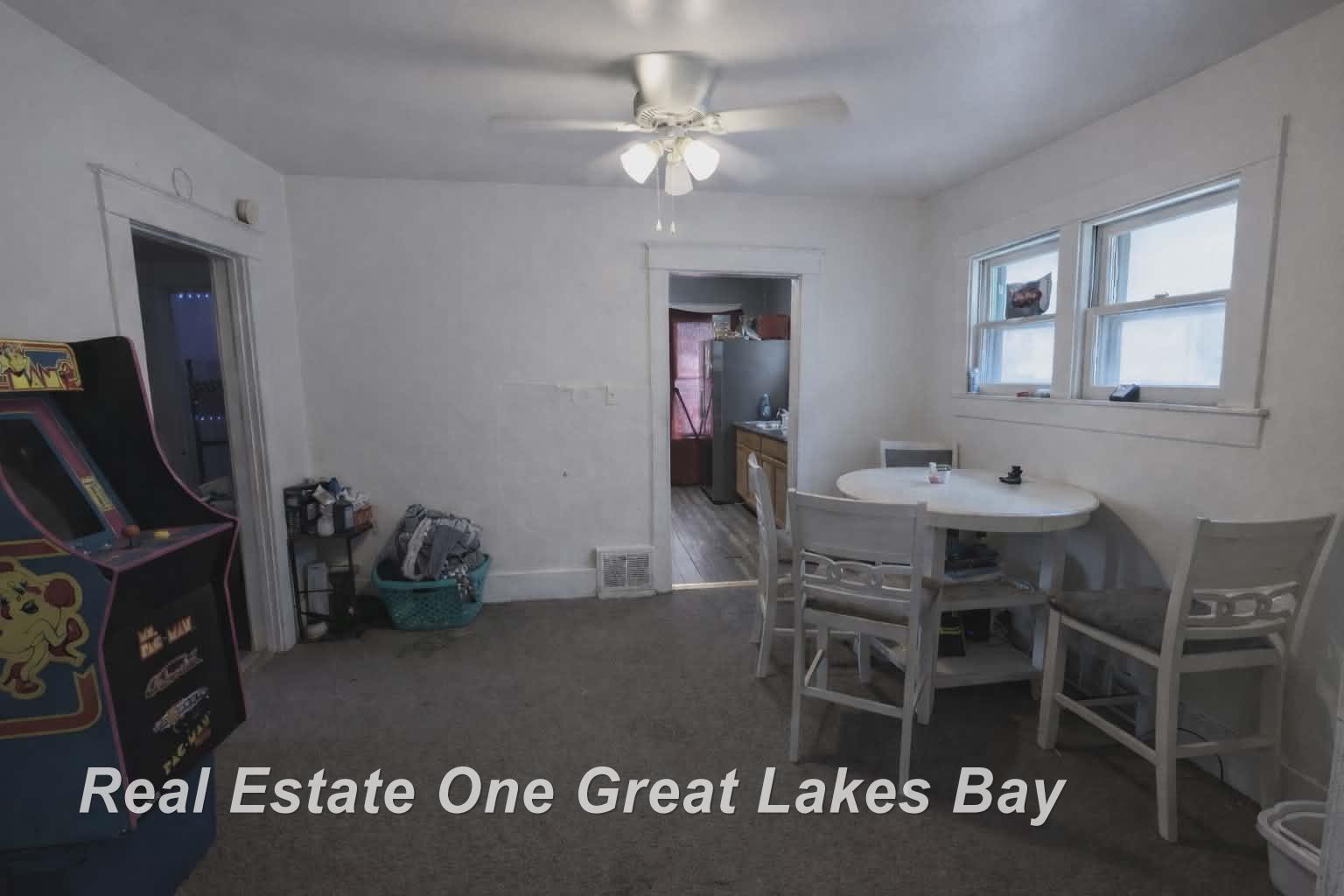 712 N Woodbridge Street