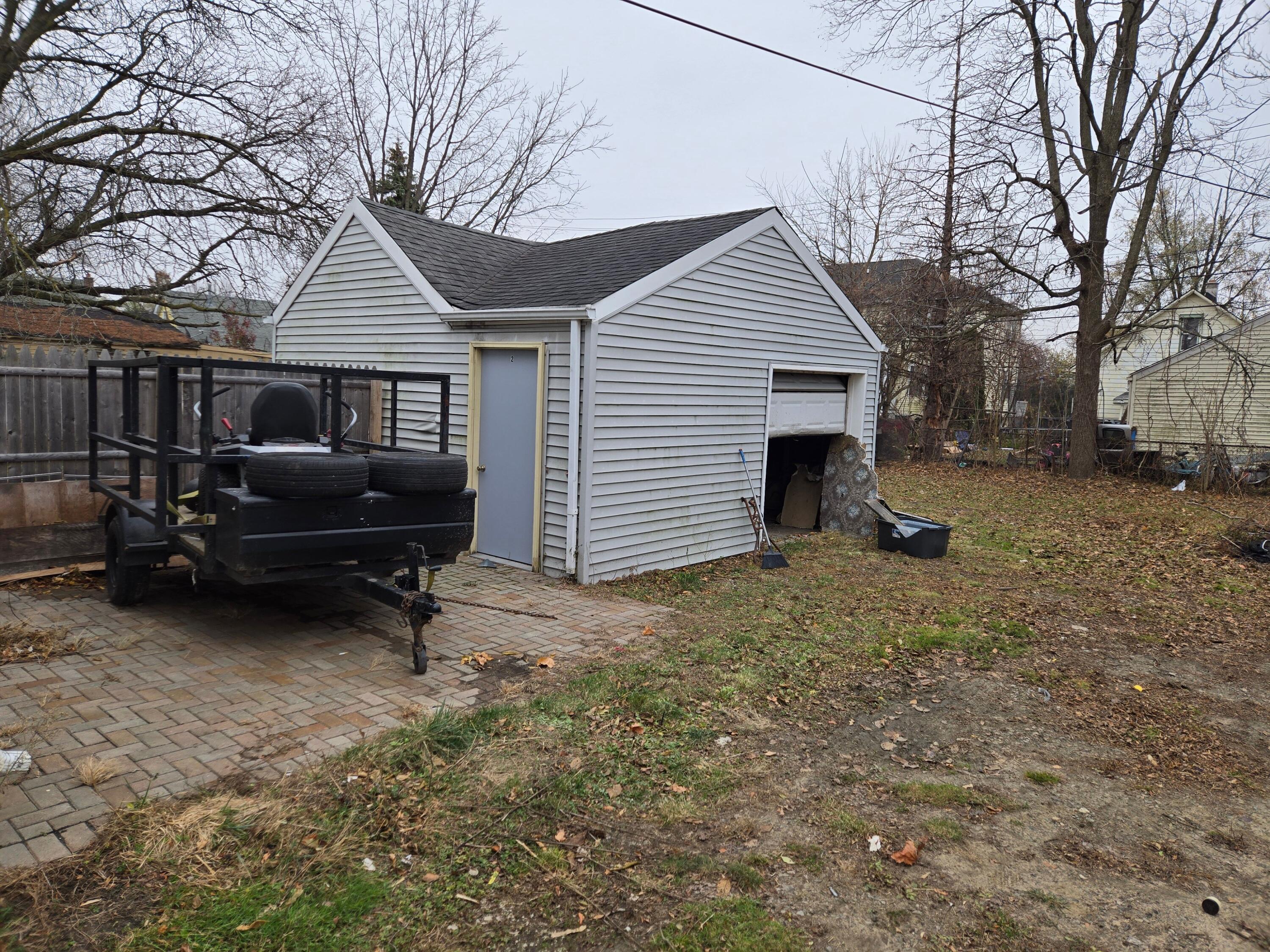 35743 E Michigan Avenue