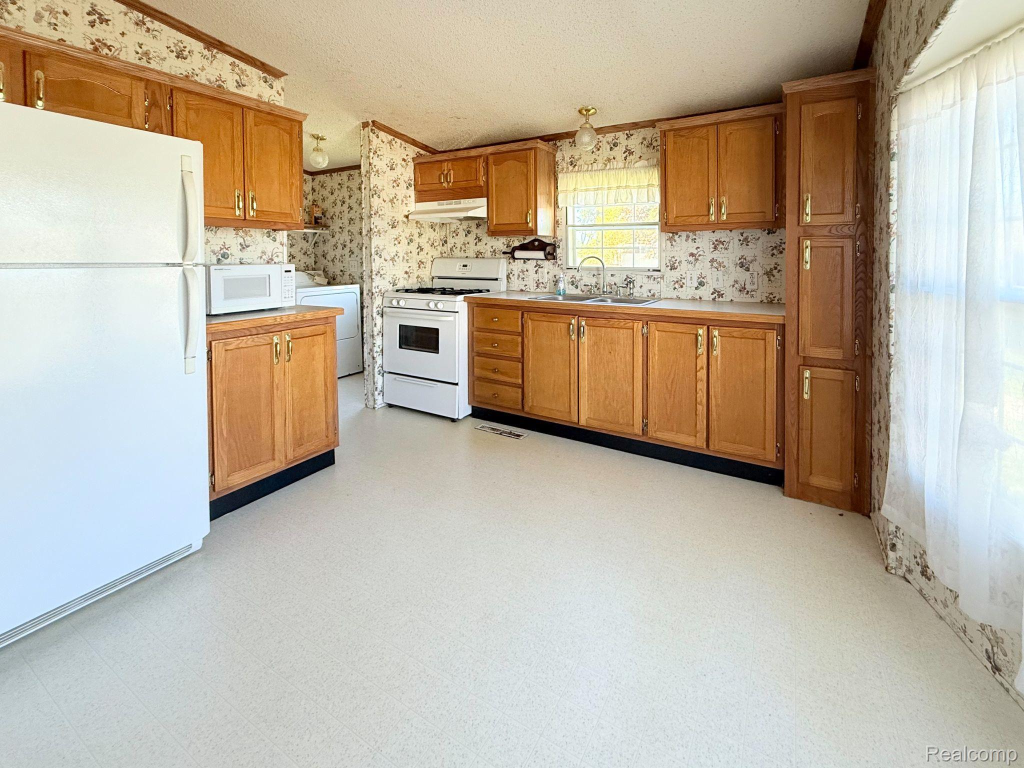 17 Arbor Way