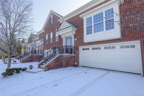 764 Red Run Drive 34 Troy City MI 48085