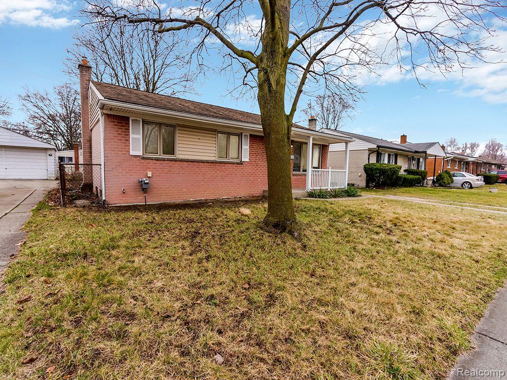 33855 Cherry Hill Road