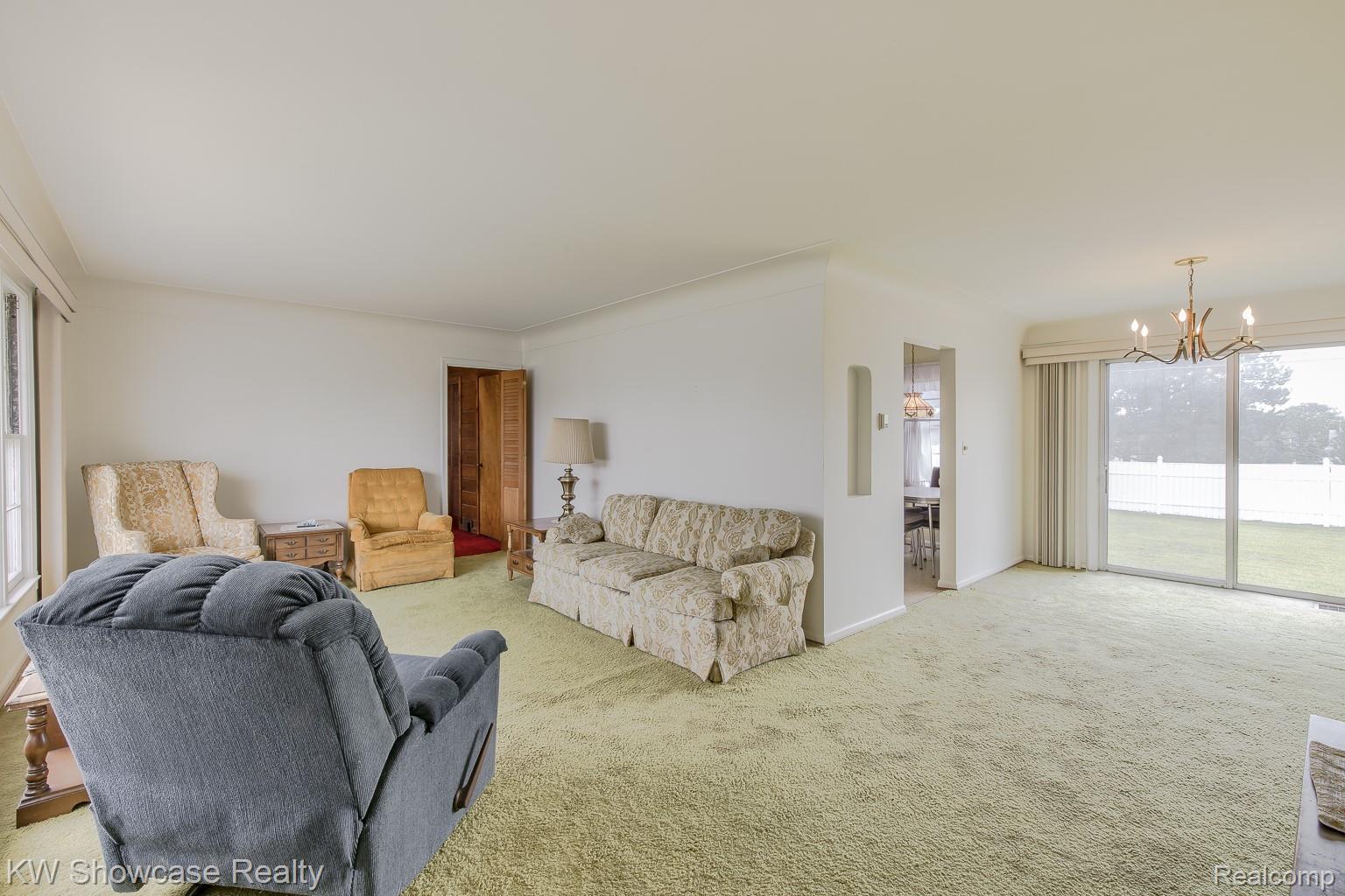 3483 Edison Street