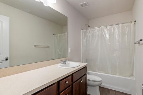 A home in WhiteLakeCharterTownship_Oakland