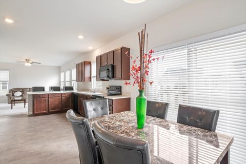 A home in WhiteLakeCharterTownship_Oakland