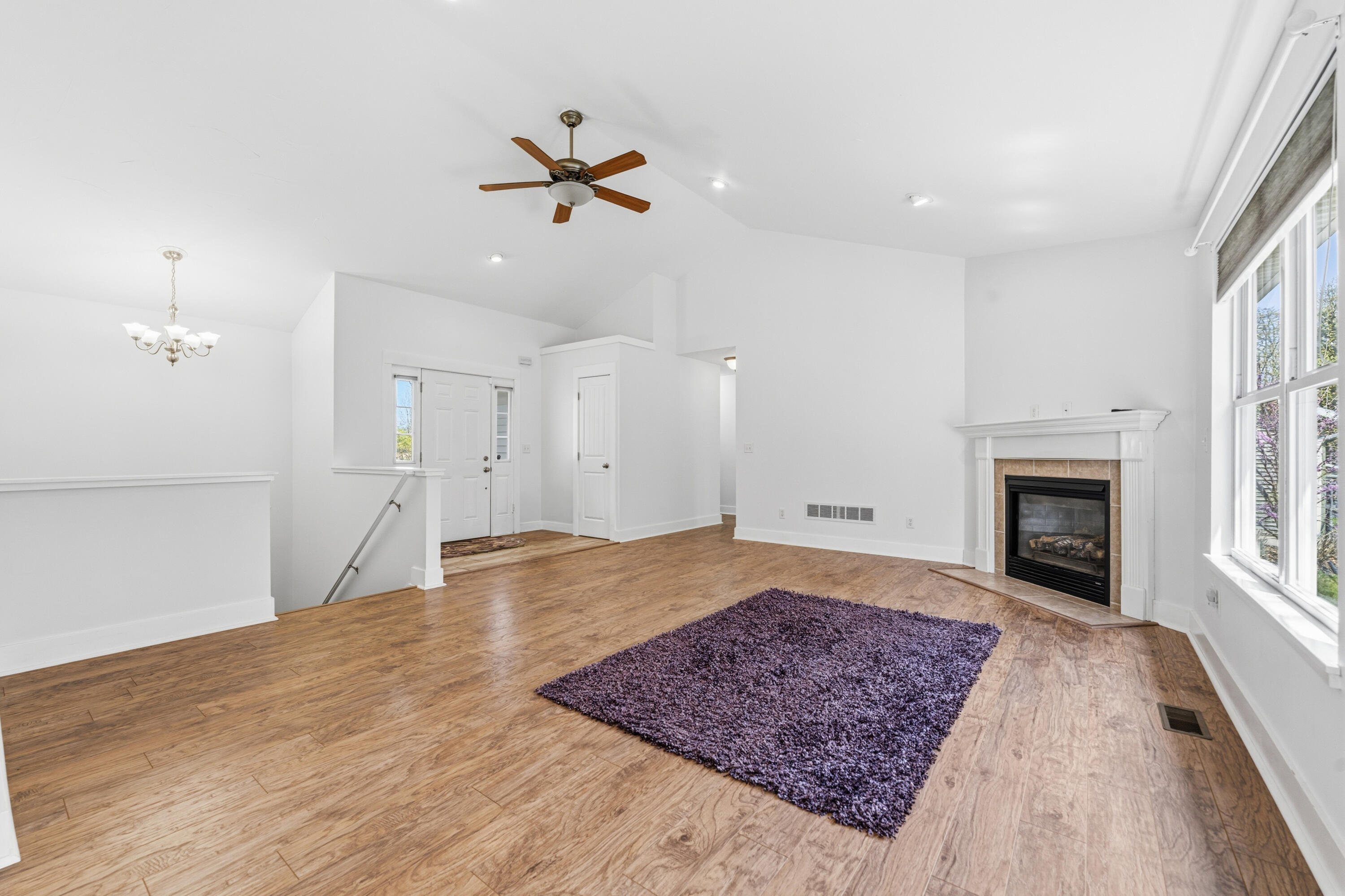 10101 Compton Drive 10