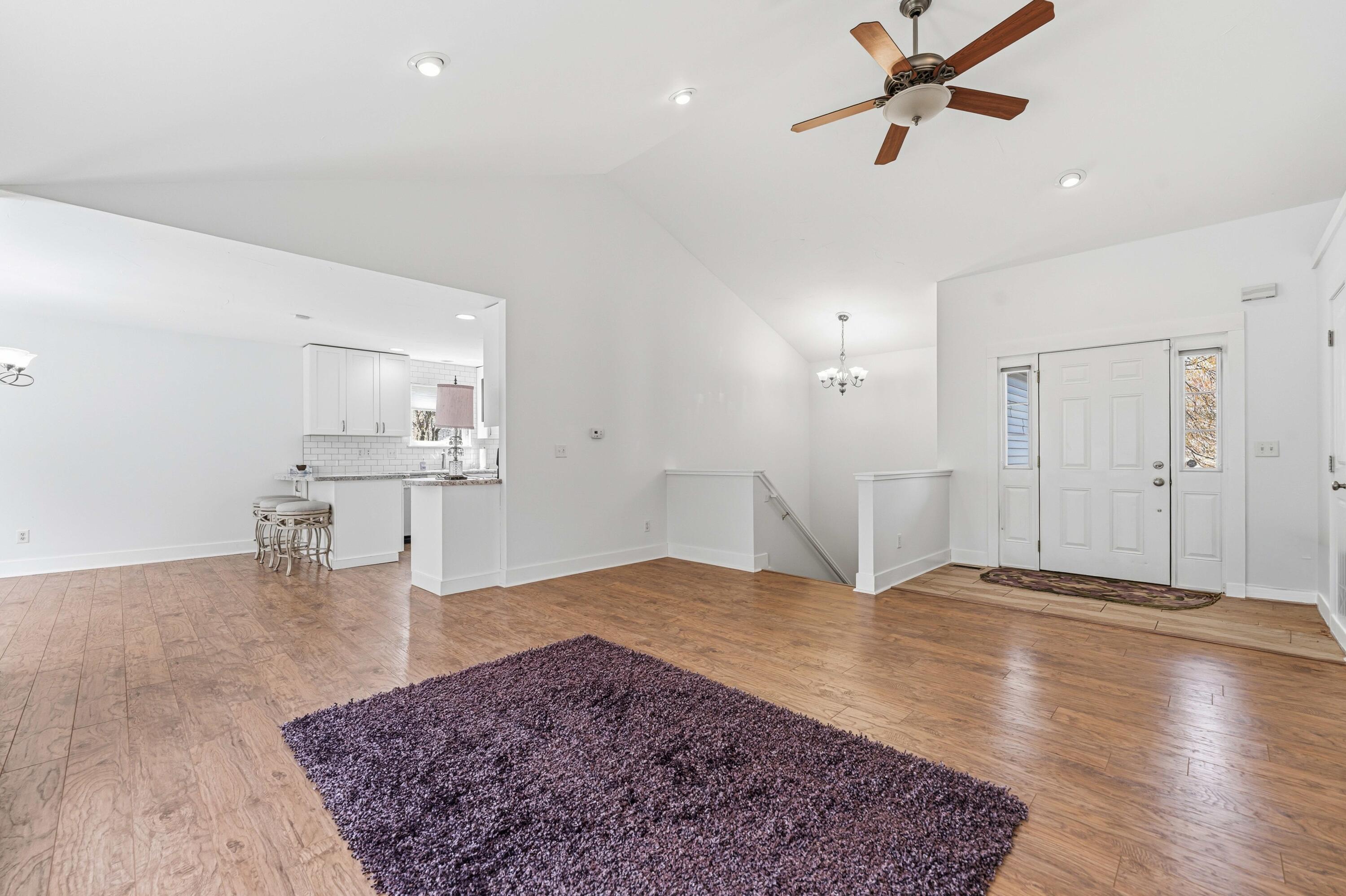 10101 Compton Drive 10
