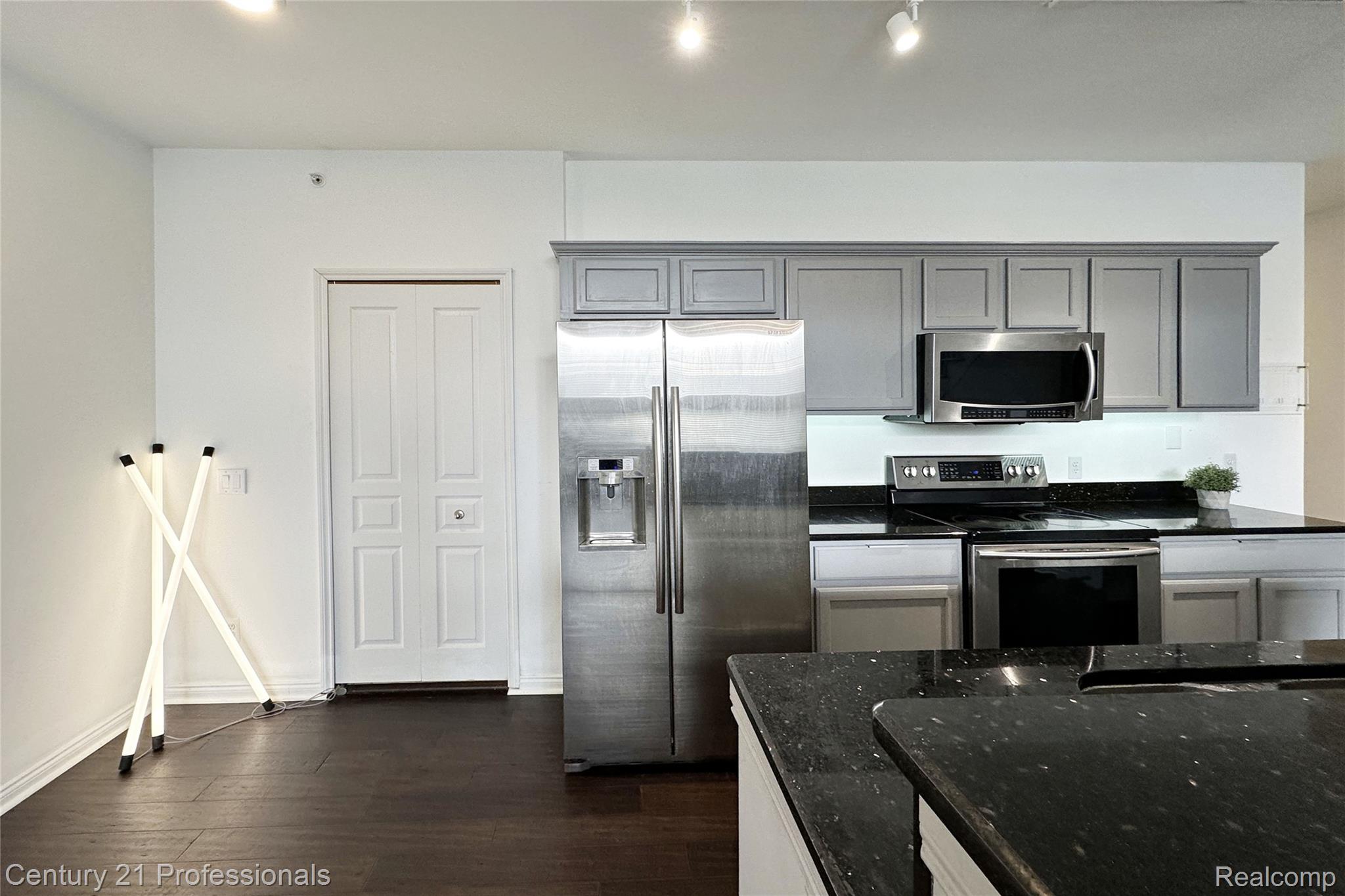 11705 Squiers Boulevard