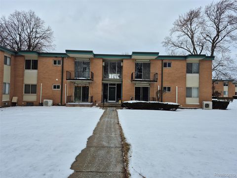 Photo of 1840 Axtell Drive #6, Troy City, MI 48084 (MLS # 20261016127)